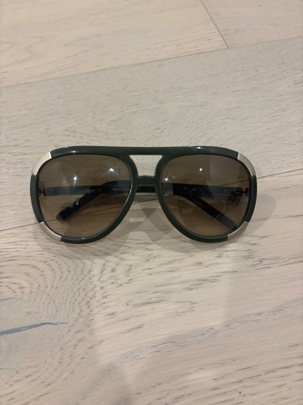 Chloé CL2120 C03 Green Oversized Aviator Sunglasses with Chloe Case